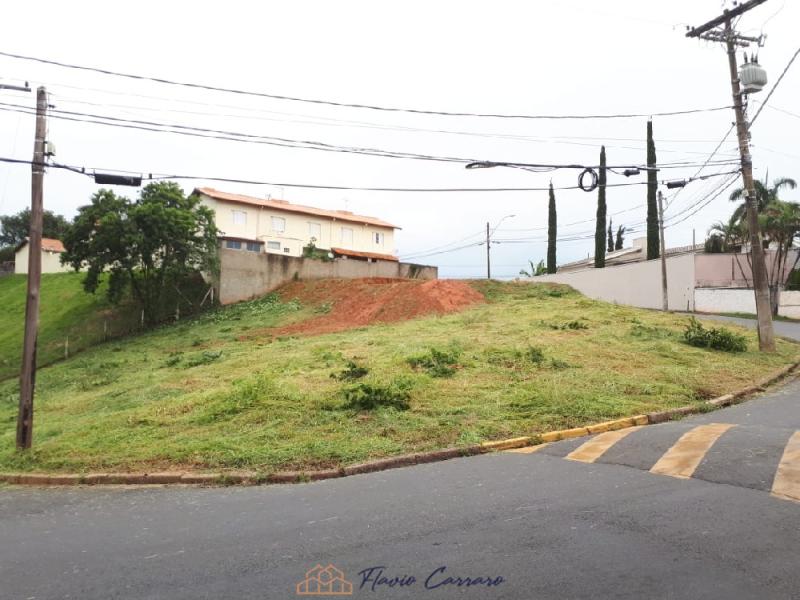 TERRENOS PRÓXIMO AO CENTRO