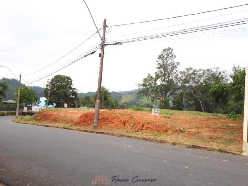 TERRENOS PRÓXIMO AO CENTRO