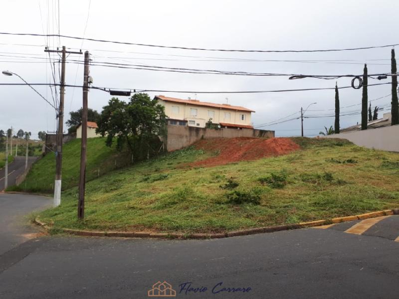 TERRENOS PRÓXIMO AO CENTRO