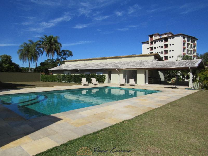 CASA NOVA NO CENTRO - ALTO PADRÃO