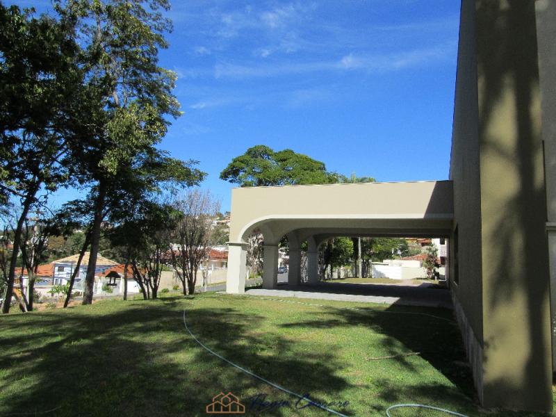 CASA NOVA NO CENTRO - ALTO PADRÃO