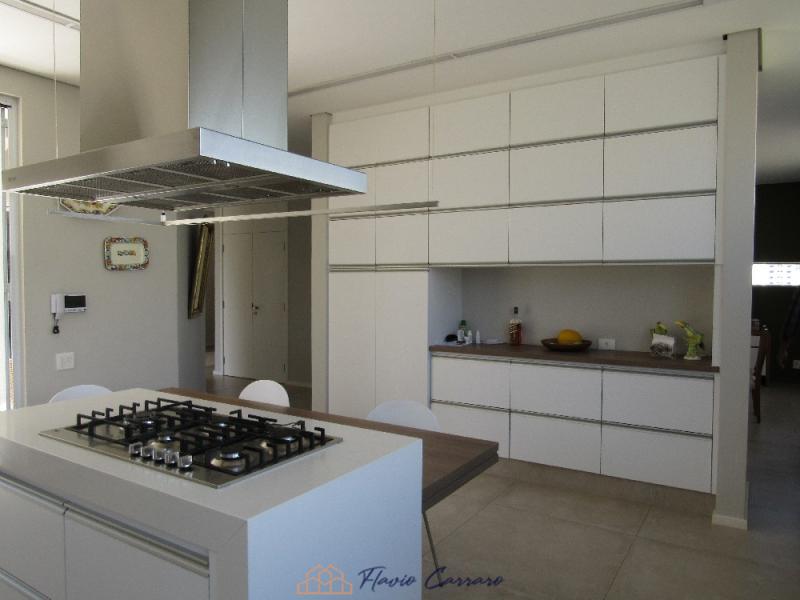 CASA NOVA NO CENTRO - ALTO PADRÃO