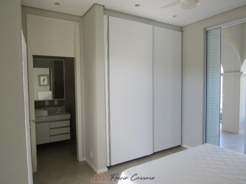 CASA NOVA NO CENTRO - ALTO PADRÃO