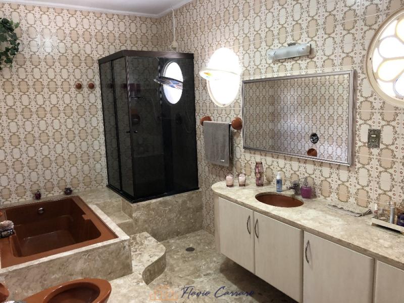 CASA PRÓXIMO AO CENTRO