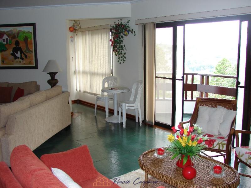 APARTAMENTO PRÓXIMO AO CENTRO