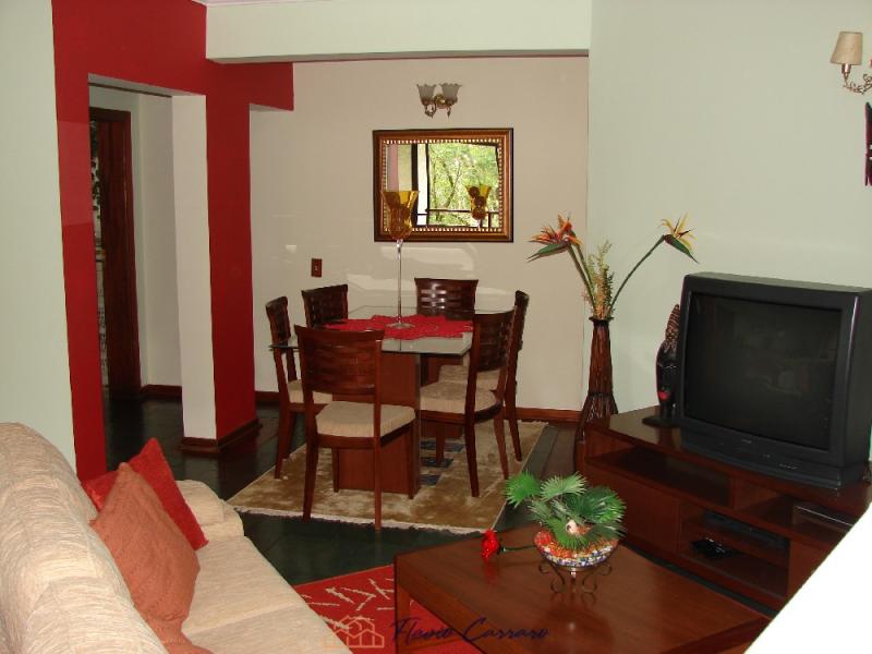 APARTAMENTO PRÓXIMO AO CENTRO