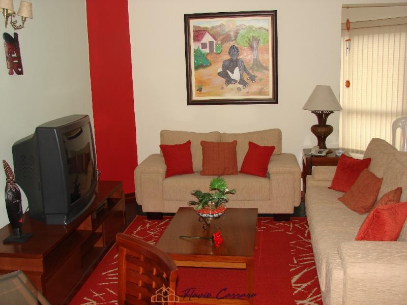 APARTAMENTO PRÓXIMO AO CENTRO