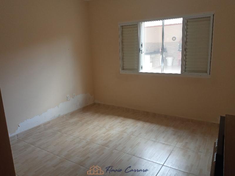 CASA PRÓXIMO AO CENTRO