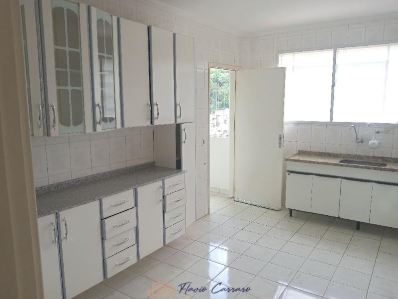 APARTAMENTO PRÓXIMO AO CENTRO