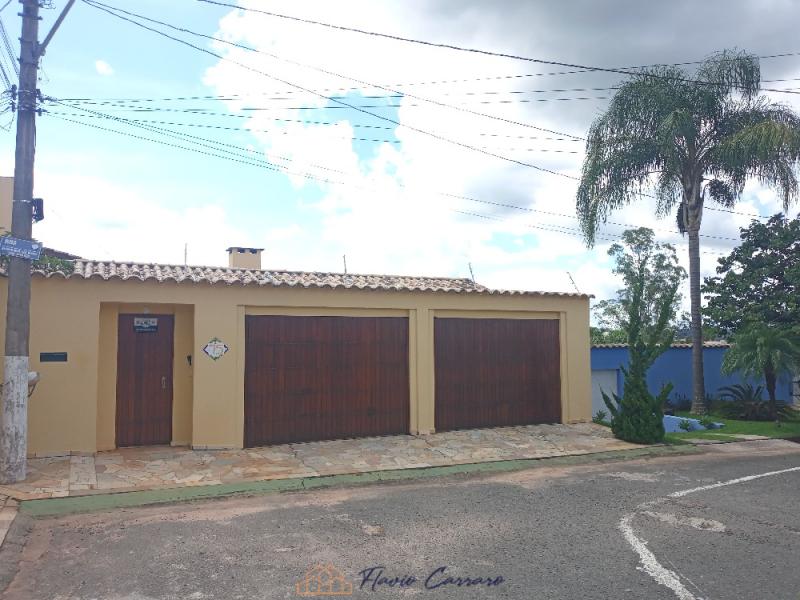 CASA PRÓXIMO AO CENTRO