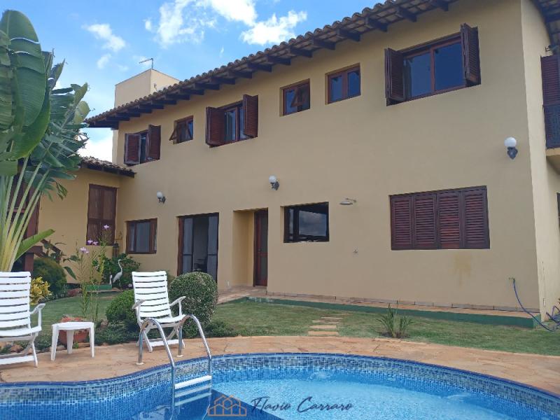 CASA PRÓXIMO AO CENTRO