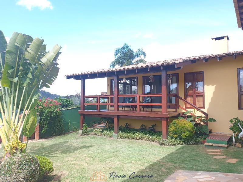 CASA PRÓXIMO AO CENTRO