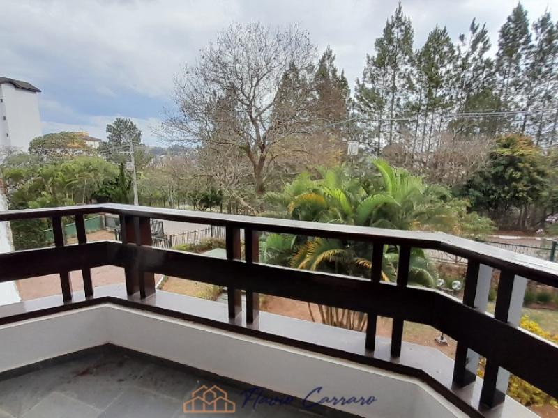 APARTAMENTO PRÓXIMO AO CENTRO