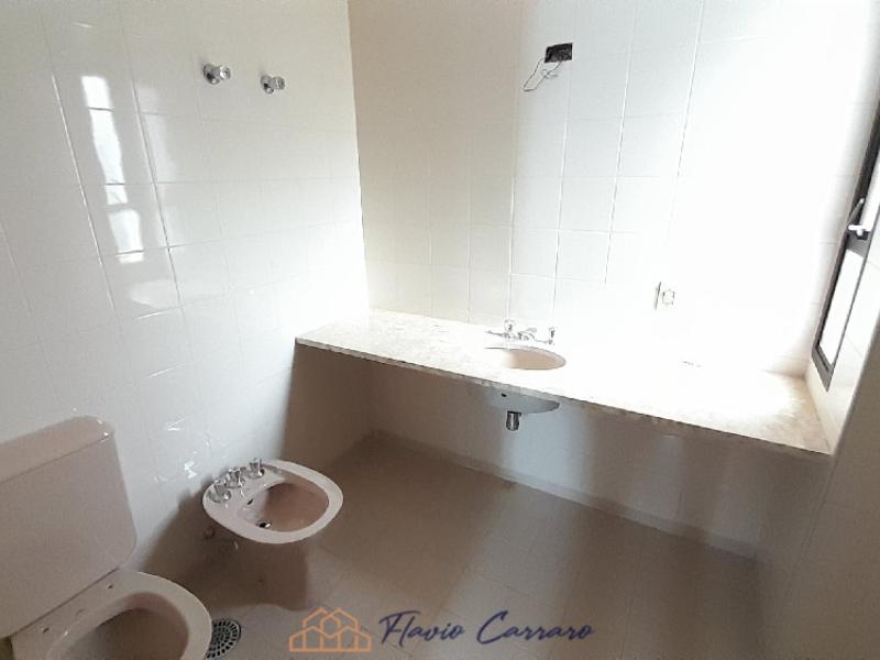 APARTAMENTO PRÓXIMO AO CENTRO
