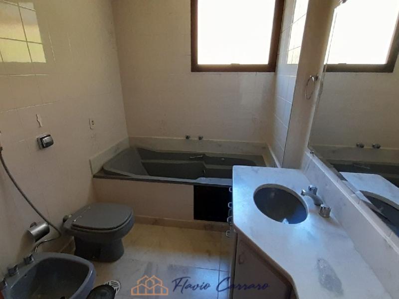 APARTAMENTO PRÓXIMO AO CENTRO