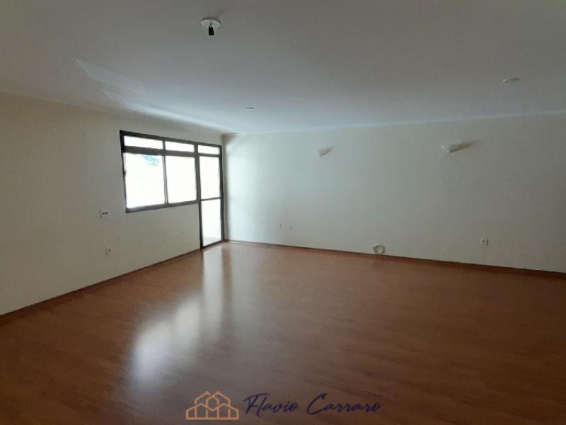 APARTAMENTO PRÓXIMO AO CENTRO