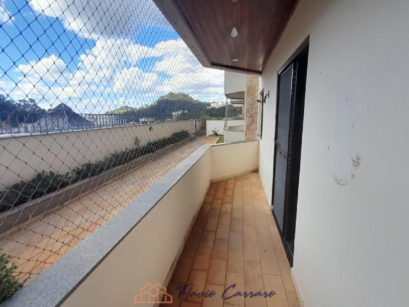 APARTAMENTO PRÓXIMO AO CENTRO