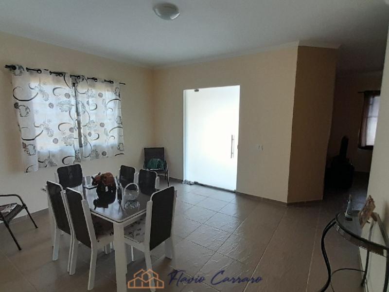 CASA PRÓXIMO AO CENTRO