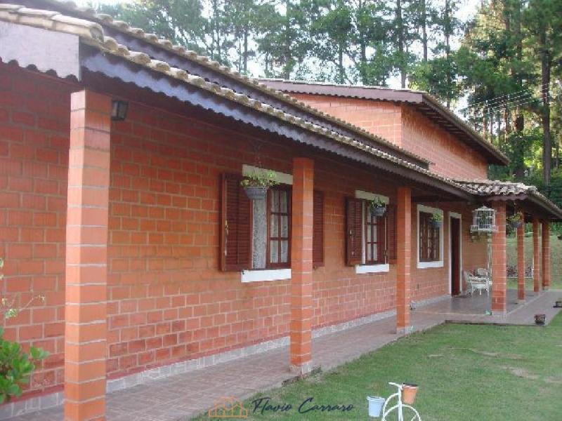 CASA CONDOMINIO FECHADO