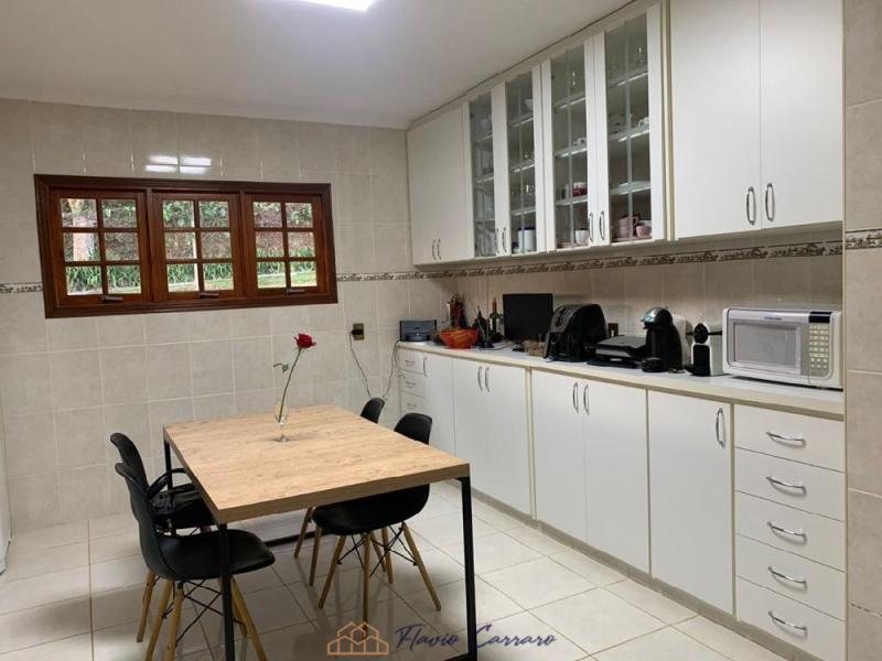 CASA CONDOMINIO FECHADO