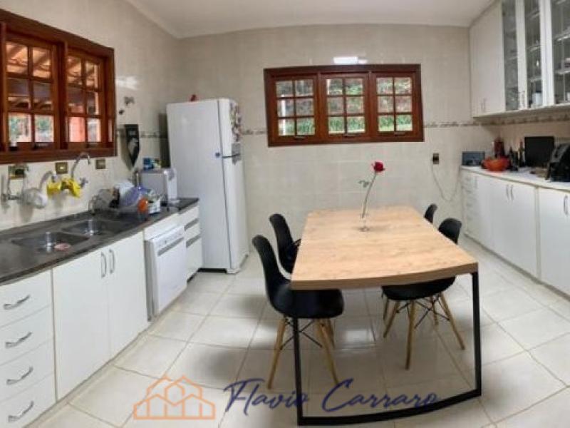 CASA CONDOMINIO FECHADO