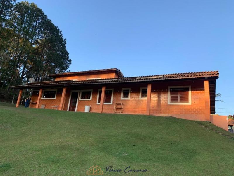 CASA CONDOMINIO FECHADO
