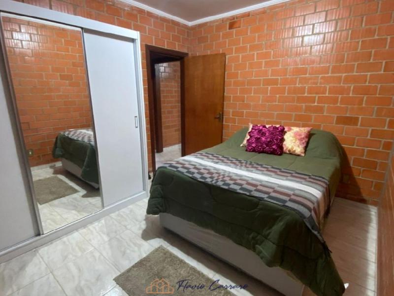 CASA CONDOMINIO FECHADO