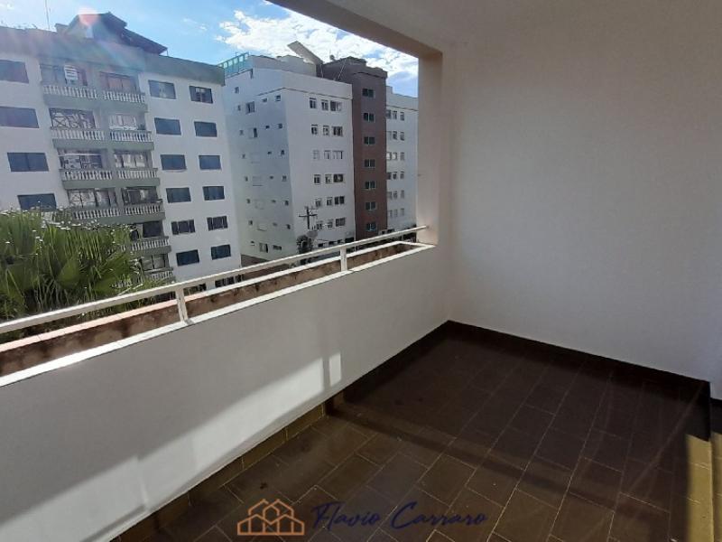 APARTAMENTO CENTRO