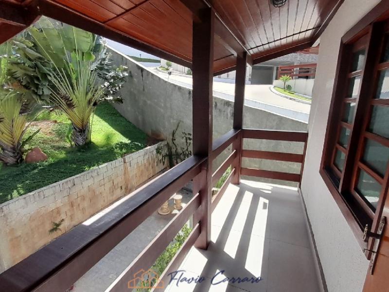 CASA PRÓXIMO AO CENTRO