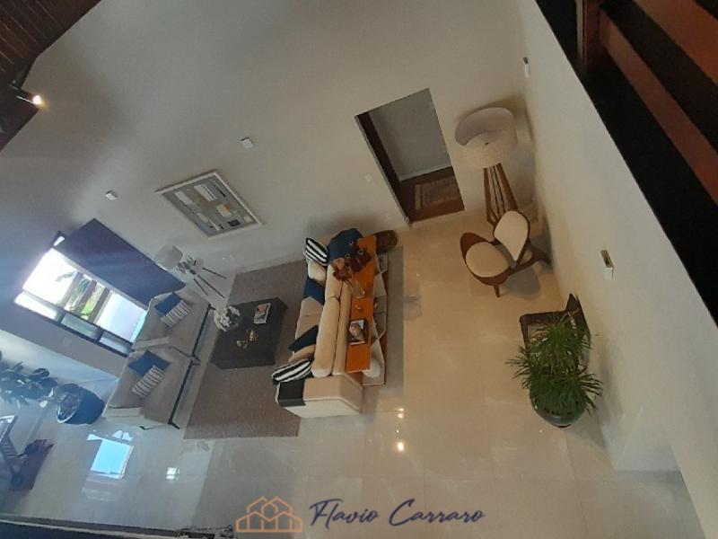 CASA PRÓXIMO AO CENTRO