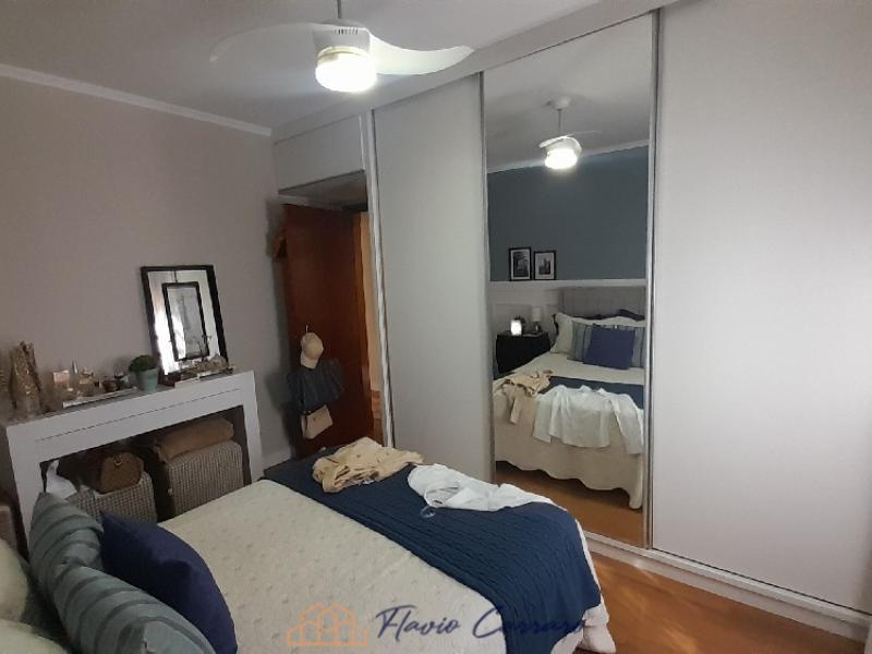 CASA PRÓXIMO AO CENTRO