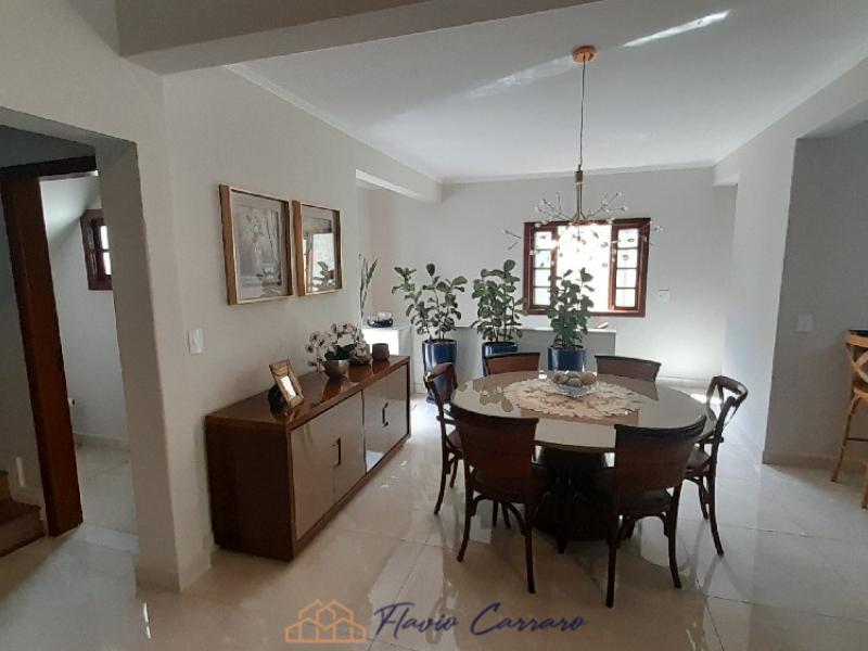CASA PRÓXIMO AO CENTRO