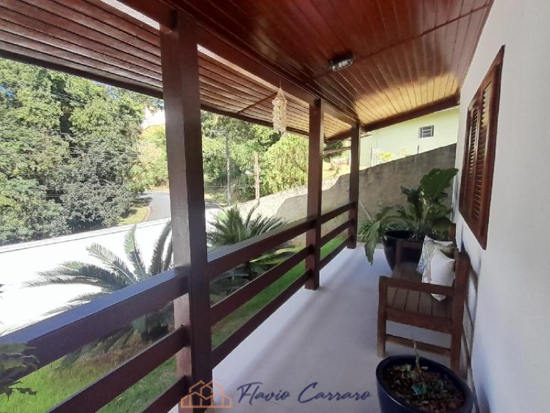 CASA PRÓXIMO AO CENTRO