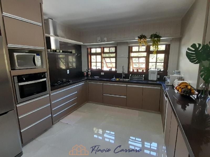 CASA PRÓXIMO AO CENTRO