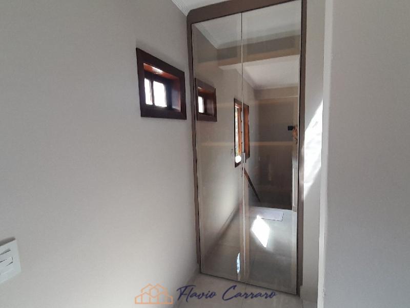 CASA PRÓXIMO AO CENTRO