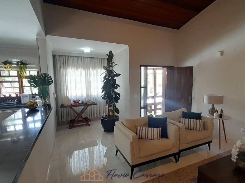 CASA PRÓXIMO AO CENTRO