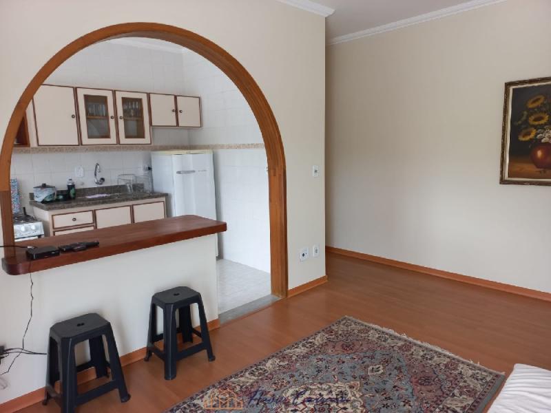 APARTAMENTO PRÓXIMO AO CENTRO