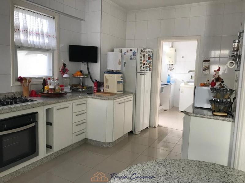 CASA BAIRRO NOBRE
