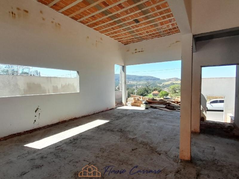 CASA PRÓXIMO AO CENTRO