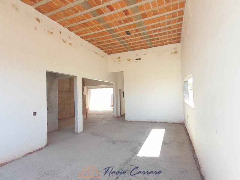 CASA PRÓXIMO AO CENTRO