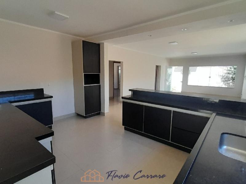 CASA PRÓXIMO AO CENTRO