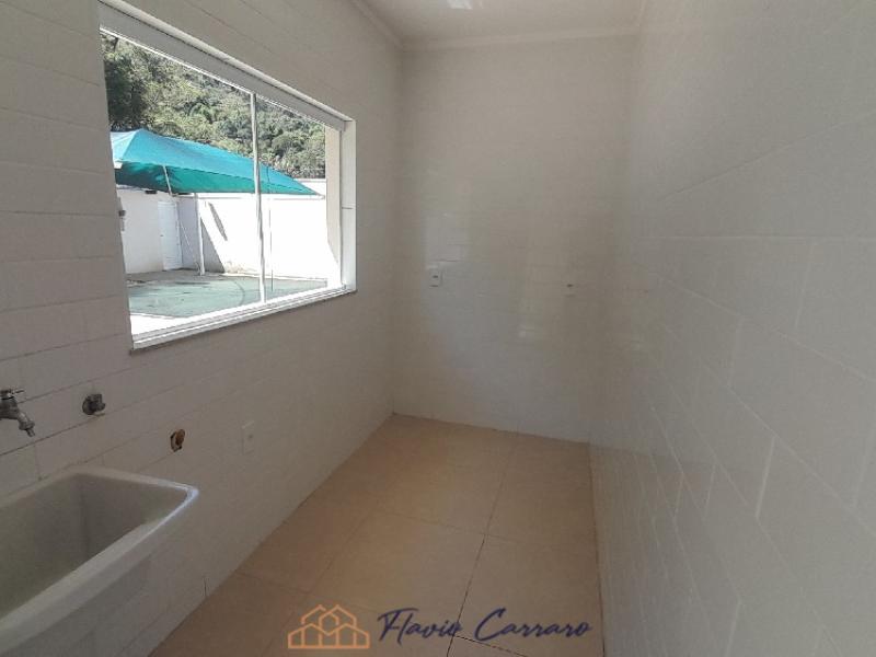CASA PRÓXIMO AO CENTRO