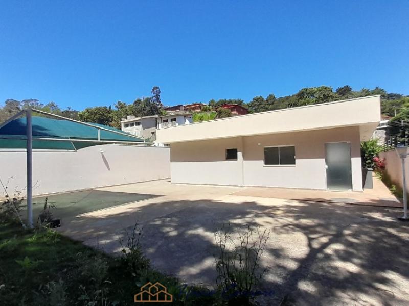 CASA PRÓXIMO AO CENTRO
