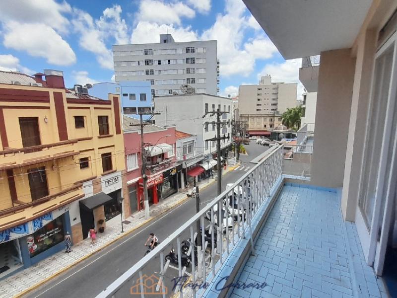 APARTAMENTO CENTRO