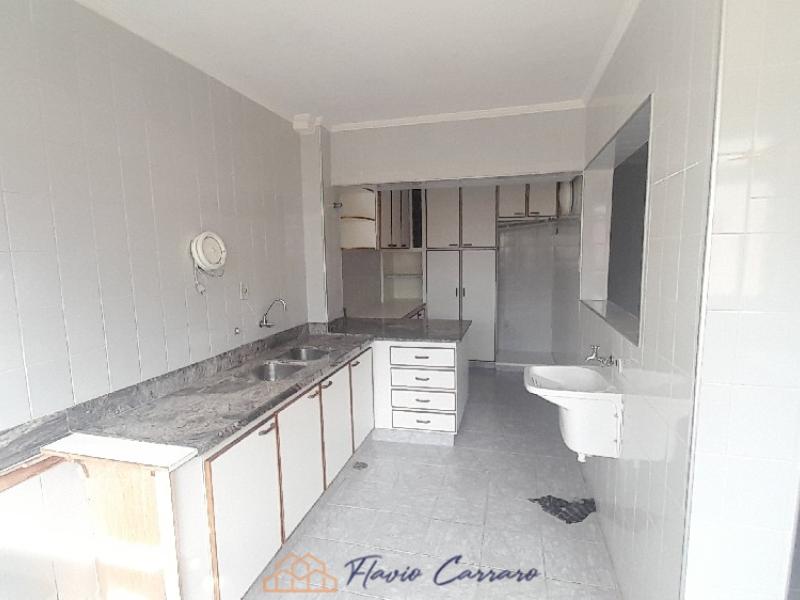 APARTAMENTO PRÓXIMO AO CENTRO