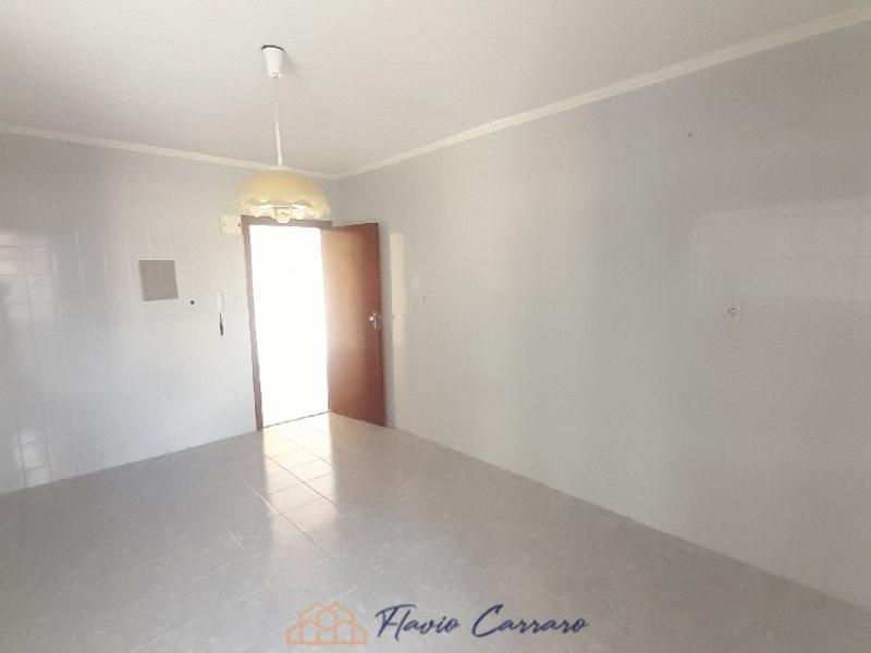 APARTAMENTO PRÓXIMO AO CENTRO