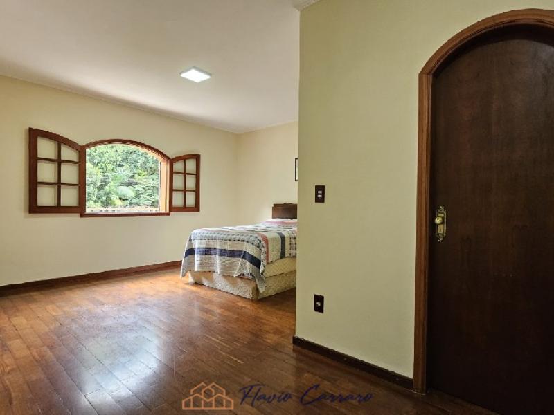 CASA PRÓXIMO AO CENTRO