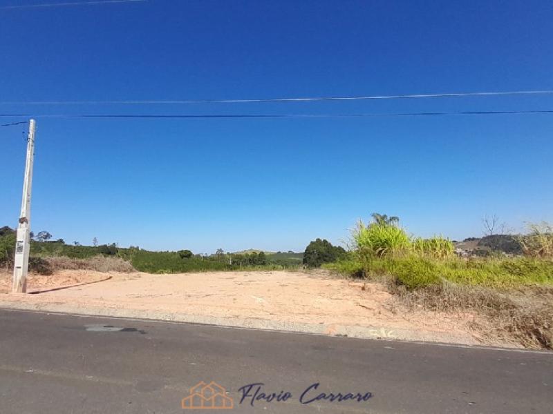 TERRENO PRÓXIMO AO CENTRO