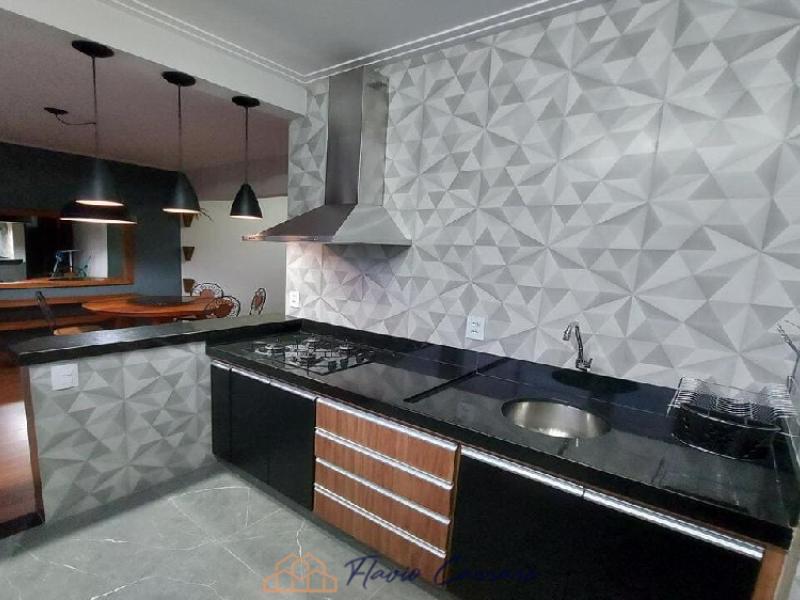 APARTAMENTO PRÓXIMO AO CENTRO