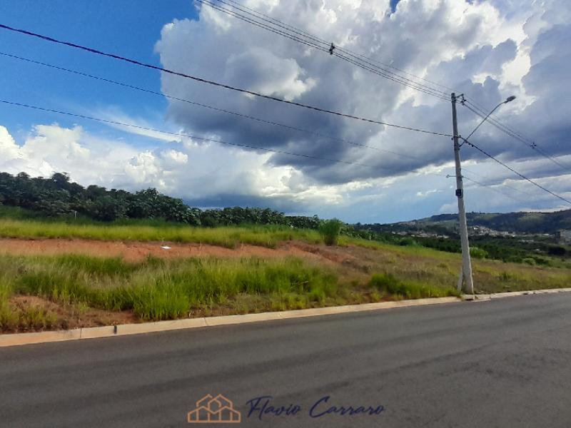 TERRENO PRÓXIMO AO CENTRO